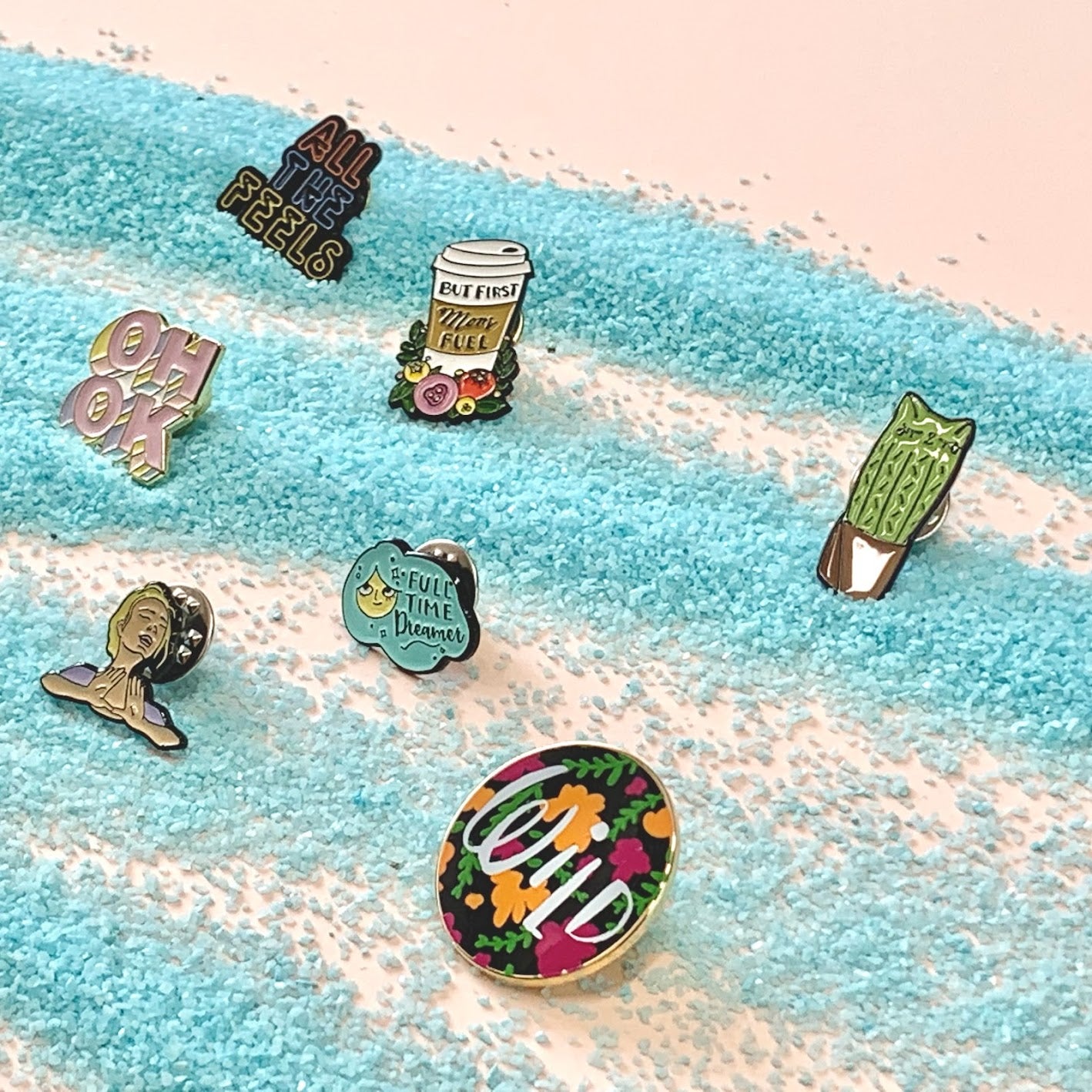 【New Moon Paper Goods】ピンバッチ -Oh Ok