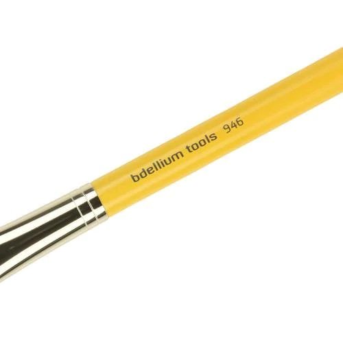 デリウム ツールズ スタジオ 946 ファンデーションブラシ | STUDIO 946 FIRM FOUNDATION